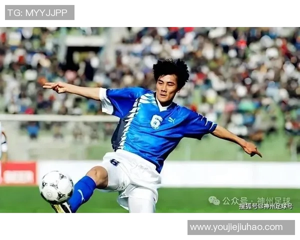 七十年代中国足球传奇人物回顾与辉煌历程探析 七十年代中国足球传奇人物回顾与辉煌历程探析